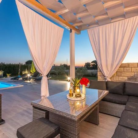 Maris Zadarvillas Villa *